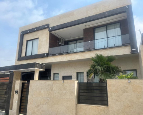 فروش ویلای مدرن با استخردار در سرخرود
